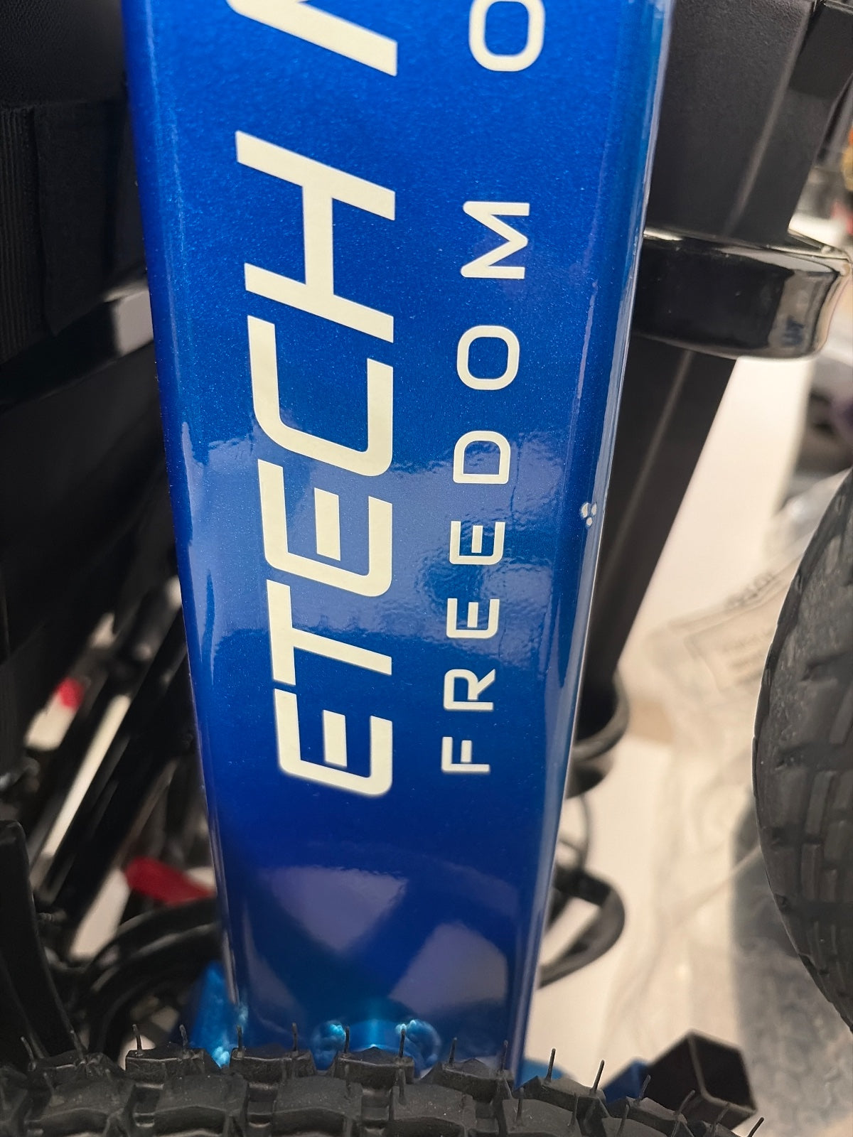 Grade A Refurbished Blue Freedom Pro ST | Lightweight Folding Electric Wheelchair