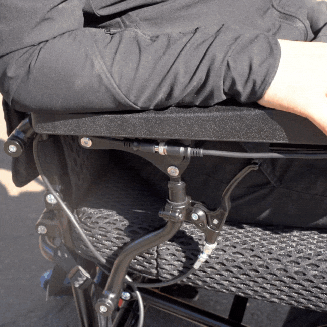 Voyager 185 powerchair manual reclining feature