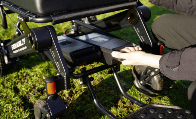Enterprise 200, lightweight, foldable, airline friendly, dual battery slots | Etech Mobility