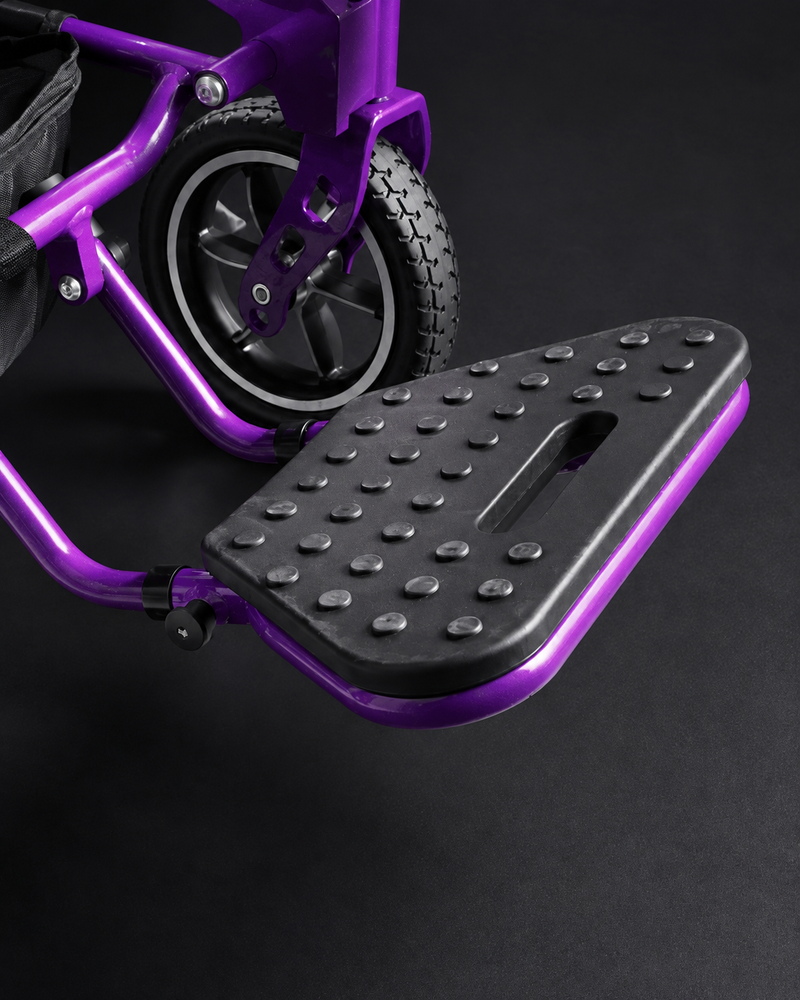 Vanguard 200 lightweight foldable bariatric electric wheelchair with an extendable footplate designed for taller customers by Etech Mobility