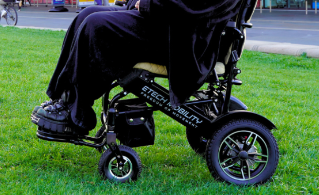 Premium sine wave brushless motors with 185kg high weight load in black by Etech Mobility